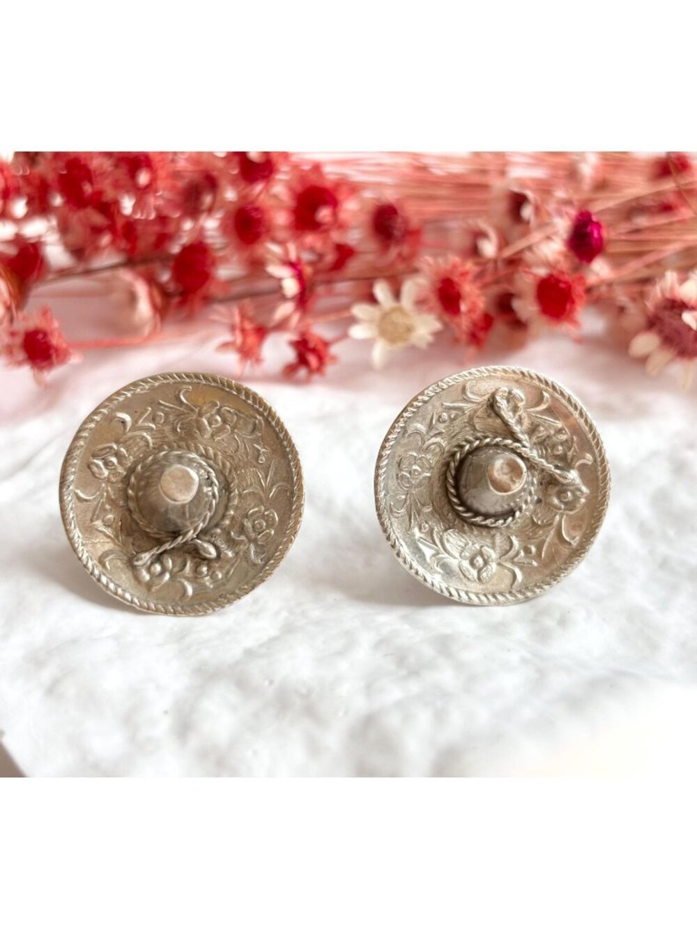 Mexican Made Textured Sombrero Hat Vintage Sterling Silver 925 Stud Earrings